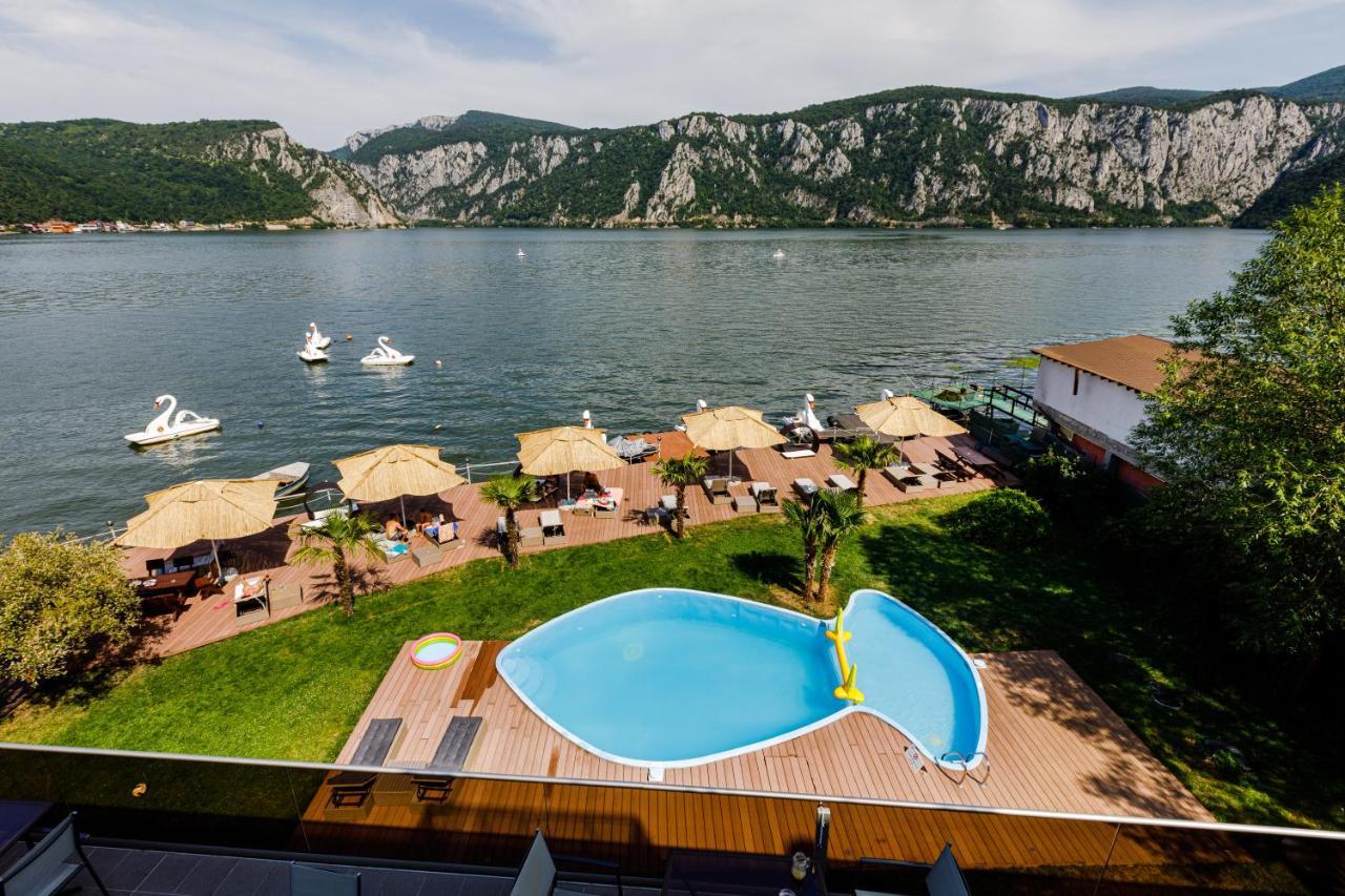 Pensiunea Decebal Resort - Cazanele Dunarii Dubova Exterior foto